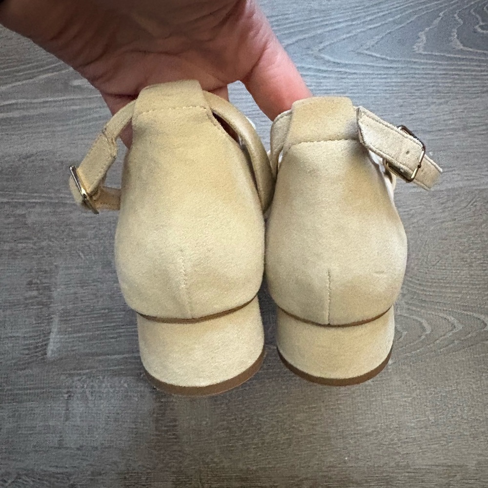 Lauren Ralph Lauren nude suede low black heeled sandals NWOT 9.5 - Picture 4 of 6